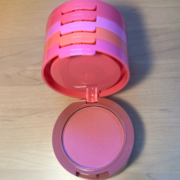 EUC Blush bundle Rare Beauty, Music Flower, & L’Oréal - Picture 6 of 16